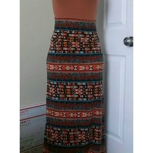 Mossimo Maxi Skirt with Prints Sz XS